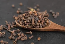 خواص میخک